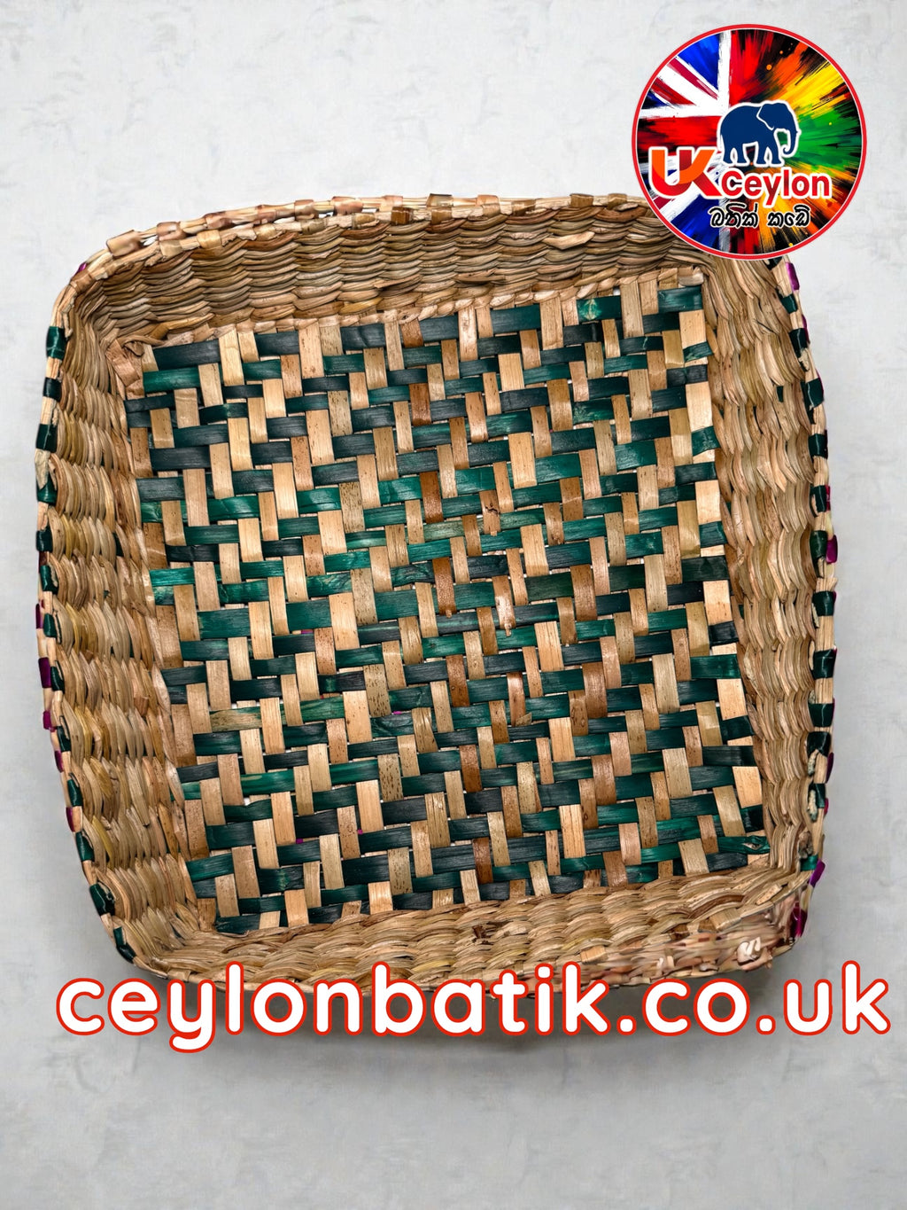 Square Handwoven Pan Basket | කොටු හැඩැති පං වට්ටිය