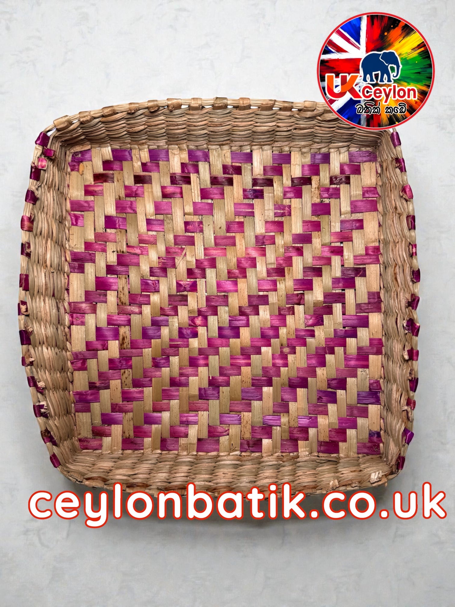 Square Handwoven Pan Basket | කොටු හැඩැති පං වට්ටිය
